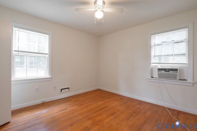9000 Sparrow Dr, Henrico, VA 23229
