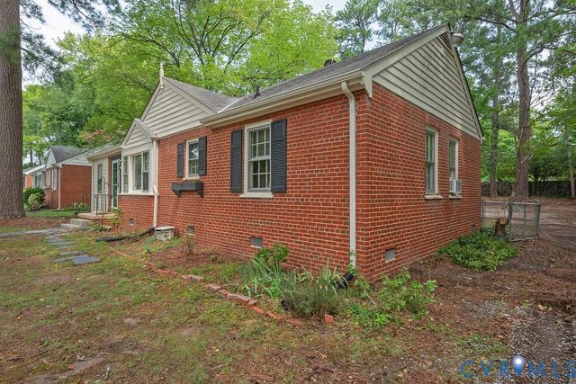 9000 Sparrow Dr, Henrico, VA 23229