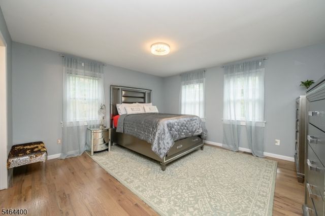 125 Princeton Ln, North Plainfield Boro, NJ 07063