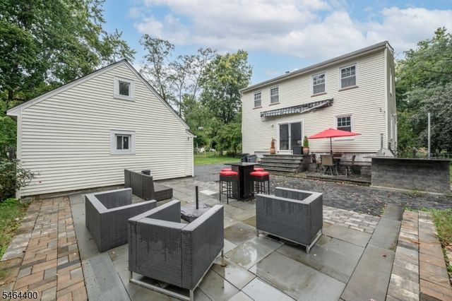 125 Princeton Ln, North Plainfield Boro, NJ 07063