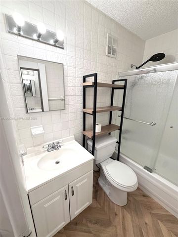721 SW 13th Ave 2, Fort Lauderdale, FL 33312