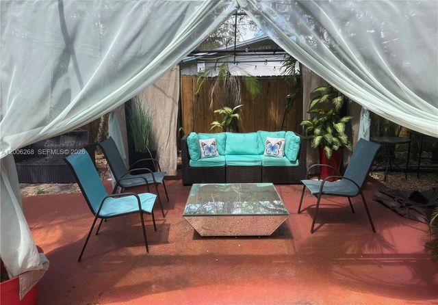 721 SW 13th Ave 2, Fort Lauderdale, FL 33312