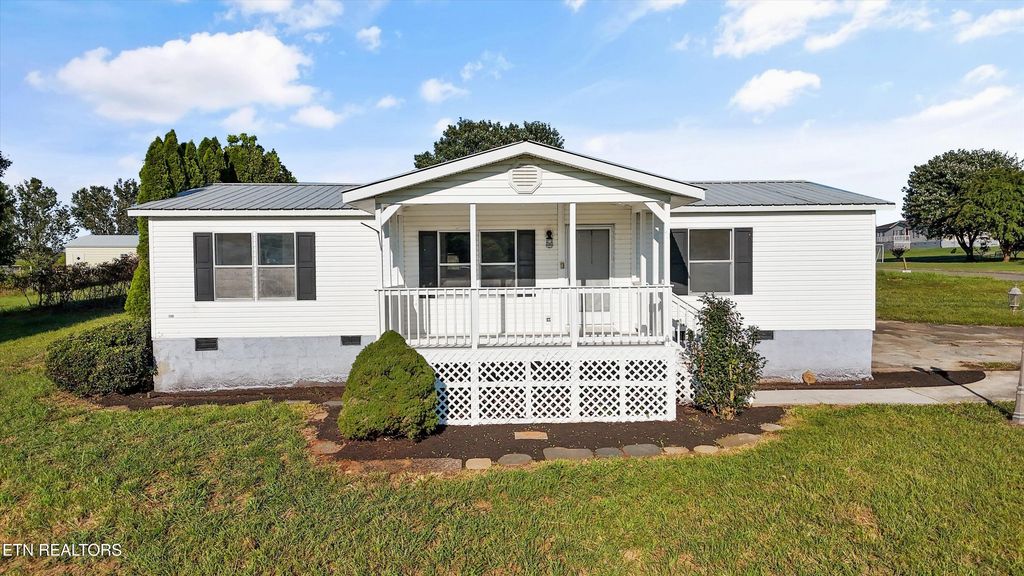 105 Limestone Drive, Sweetwater, TN 37874