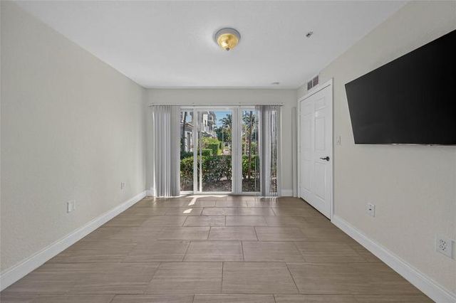 2725 NE 8th Avenue 109, Wilton Manors, FL 33334