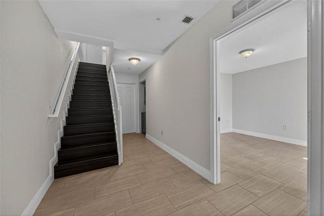 2725 NE 8th Avenue 109, Wilton Manors, FL 33334