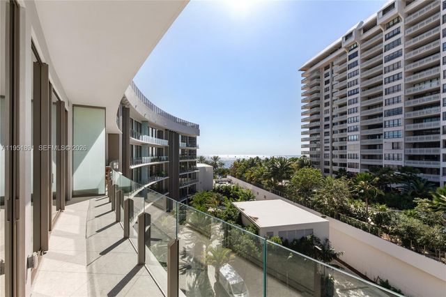 5 Grove Isle Drive L501, Miami, FL 33133