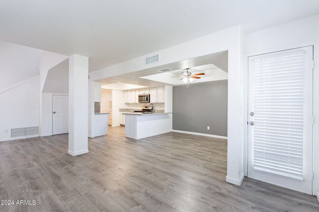 2343 W DESIREE Lane, Tempe, AZ 85282