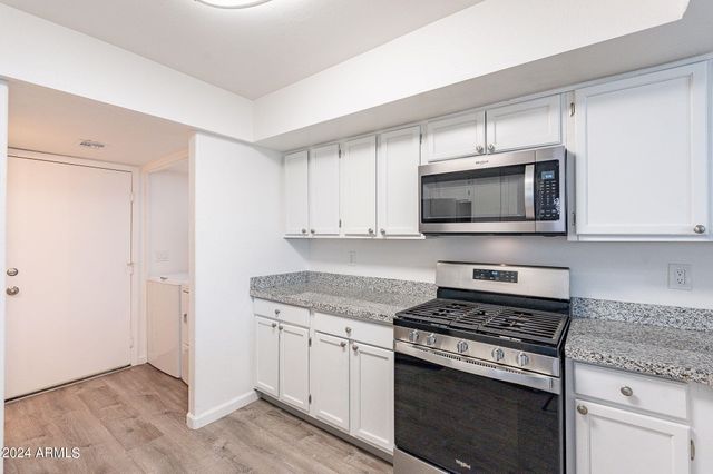 2343 W DESIREE Lane, Tempe, AZ 85282