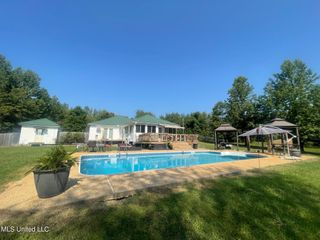 500 Farrow Pl Drive, Coldwater, MS 38618