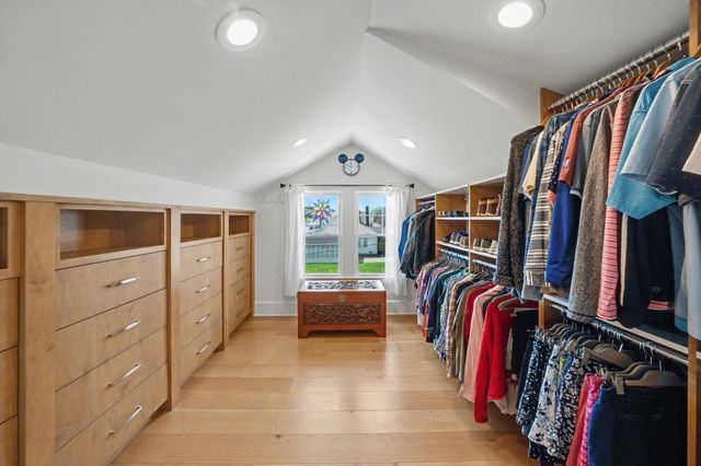 1806 Saint Clair River Drive, Algonac, MI 48001