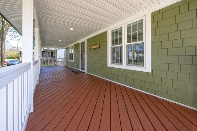 1806 Saint Clair River Drive, Algonac, MI 48001