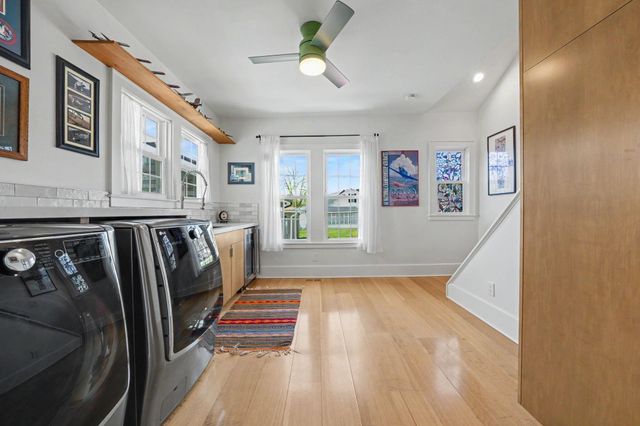 1806 Saint Clair River Drive, Algonac, MI 48001