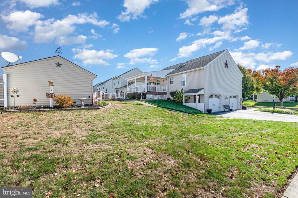 7 ASCOT LN, Carlisle, PA 17013