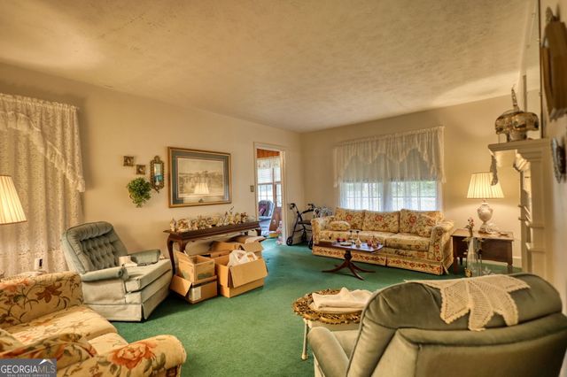 982 Highland Circle SE, Conyers, GA 30012