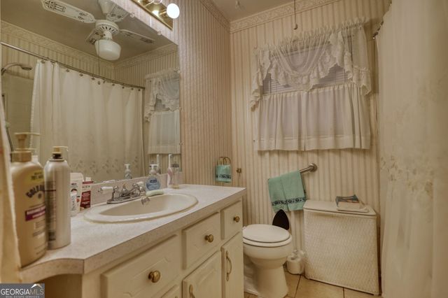 982 Highland Circle SE, Conyers, GA 30012