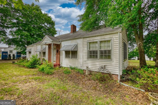 982 Highland Circle SE, Conyers, GA 30012