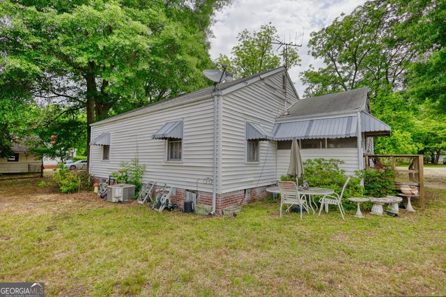 982 Highland Circle SE, Conyers, GA 30012