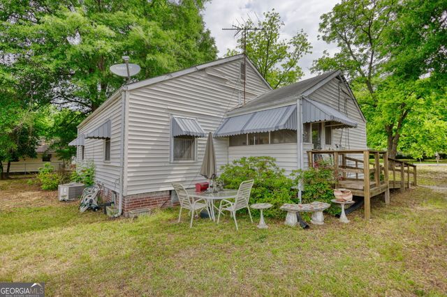 982 Highland Circle SE, Conyers, GA 30012