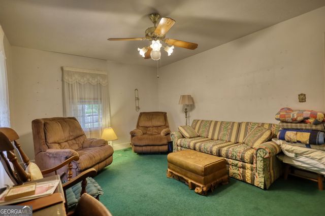982 Highland Circle SE, Conyers, GA 30012