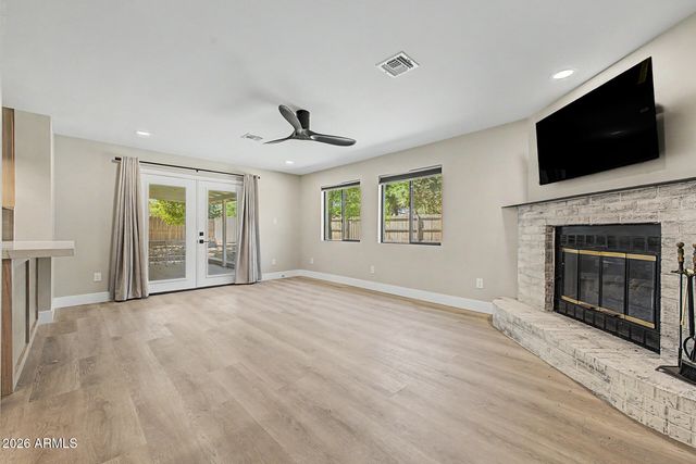 238 W ALICE Avenue, Phoenix, AZ 85021