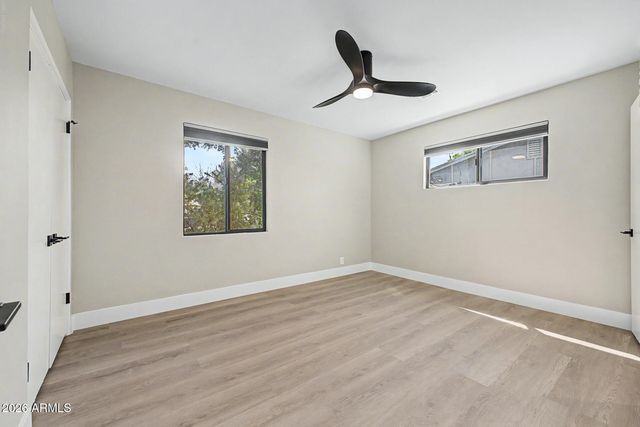 238 W ALICE Avenue, Phoenix, AZ 85021