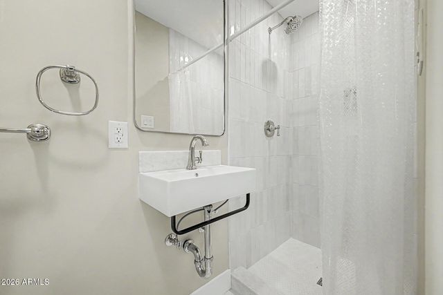 238 W ALICE Avenue, Phoenix, AZ 85021