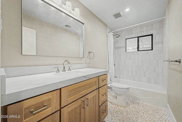 238 W ALICE Avenue, Phoenix, AZ 85021