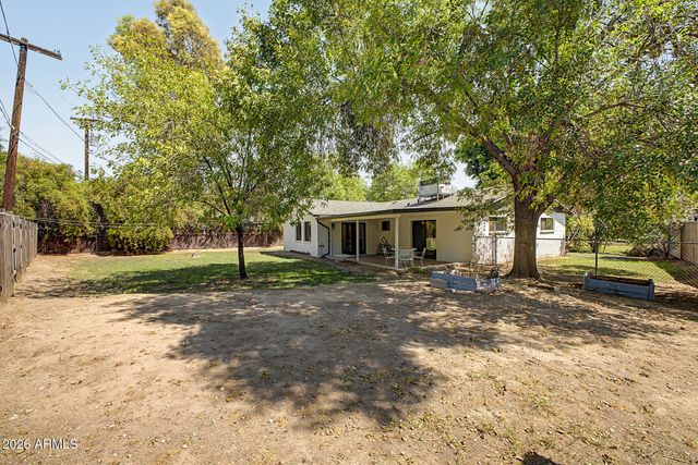 238 W ALICE Avenue, Phoenix, AZ 85021