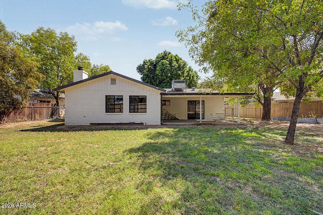 238 W ALICE Avenue, Phoenix, AZ 85021
