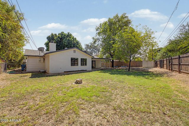 238 W ALICE Avenue, Phoenix, AZ 85021