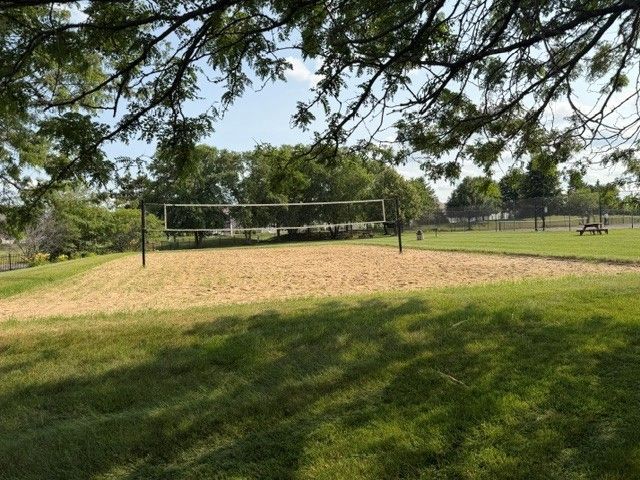 2468 Frost Drive, Aurora, IL 60503
