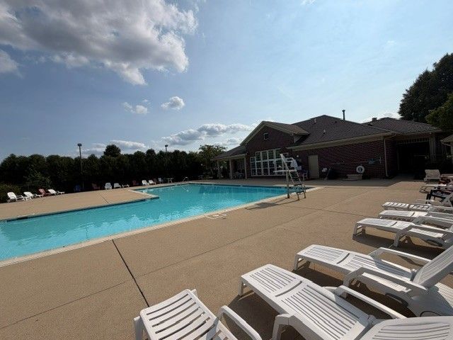 2468 Frost Drive, Aurora, IL 60503