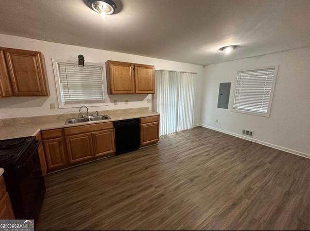 1247 Shoreham Drive, Atlanta, GA 30349