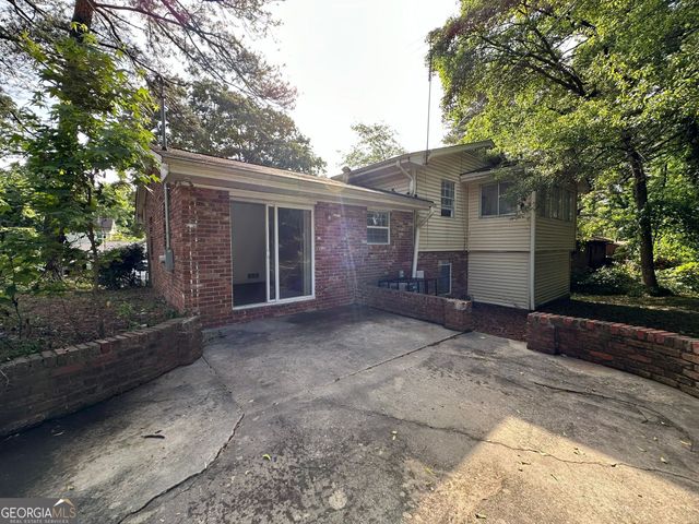 1247 Shoreham Drive, Atlanta, GA 30349