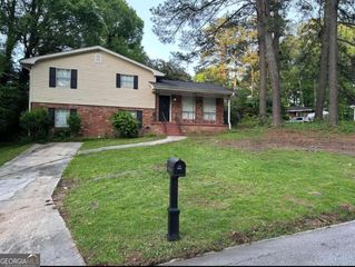1247 Shoreham Drive, Atlanta, GA 30349