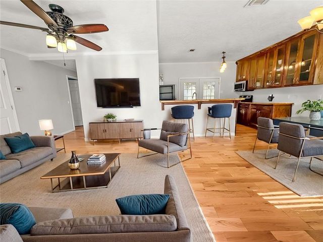 303 KNAPP Street, Leesville, LA 71446