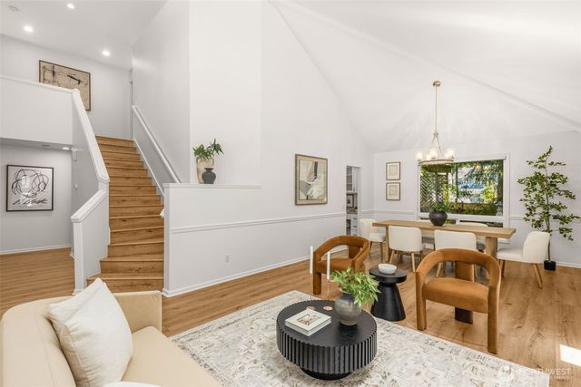 19303 Meridian Place W, Bothell, WA 98012