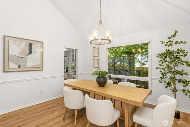 19303 Meridian Place W, Bothell, WA 98012