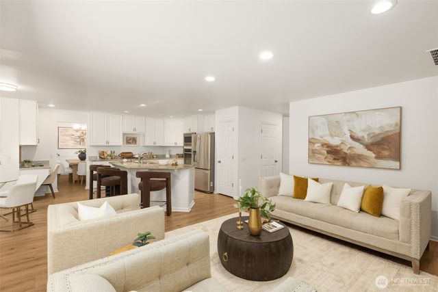 19303 Meridian Place W, Bothell, WA 98012