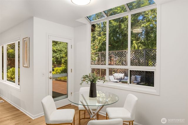 19303 Meridian Place W, Bothell, WA 98012