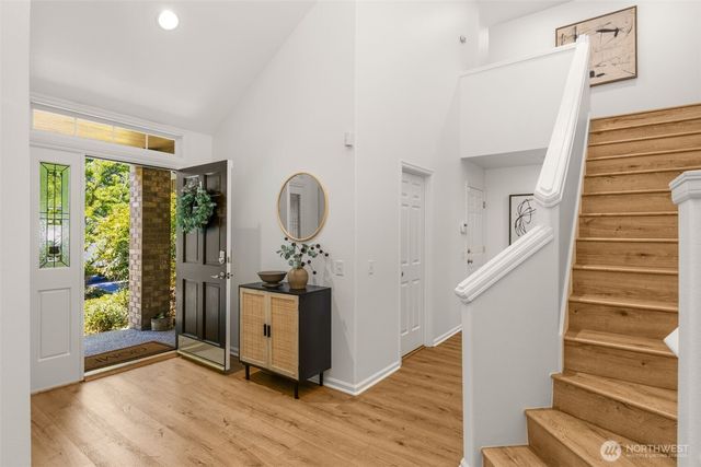 19303 Meridian Place W, Bothell, WA 98012