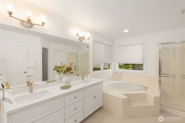 19303 Meridian Place W, Bothell, WA 98012