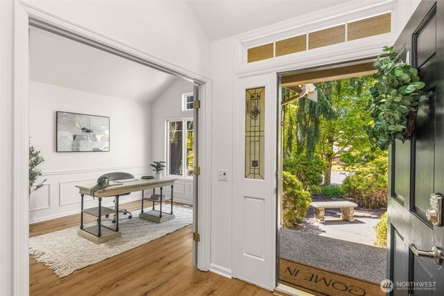 19303 Meridian Place W, Bothell, WA 98012