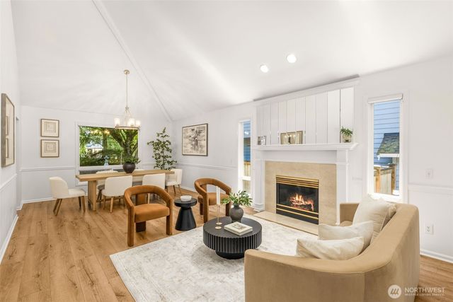 19303 Meridian Place W, Bothell, WA 98012