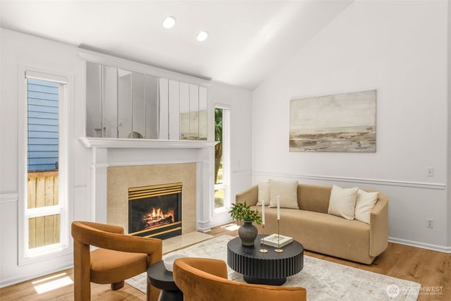 19303 Meridian Place W, Bothell, WA 98012