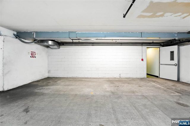 85 Broadway 1E, Jersey City, NJ 07306