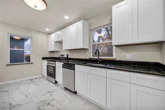 5939 Pearl Road, Cleveland, OH 44130