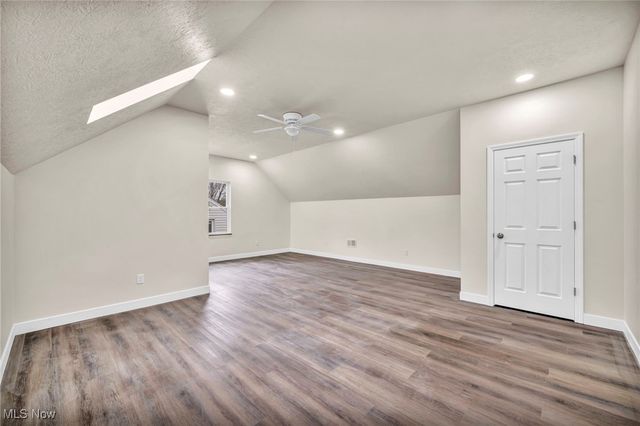 5939 Pearl Road, Cleveland, OH 44130