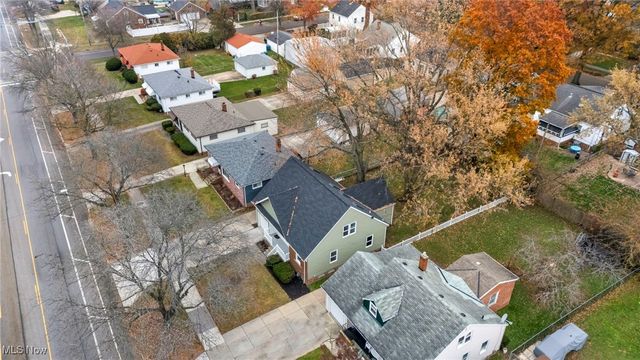 5939 Pearl Road, Cleveland, OH 44130