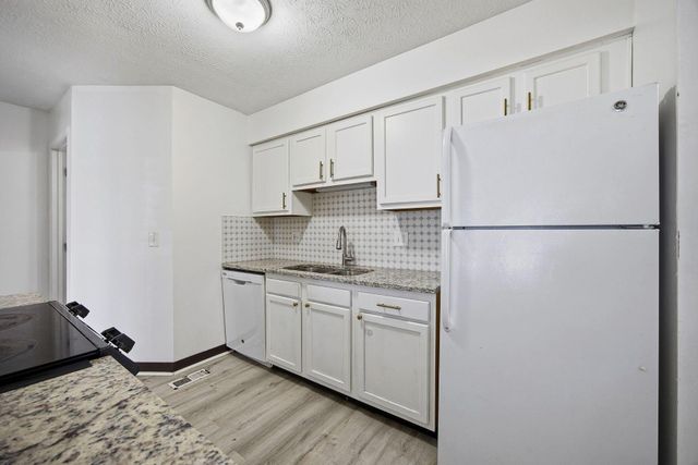 5258 Captains Court, Columbus, OH 43220